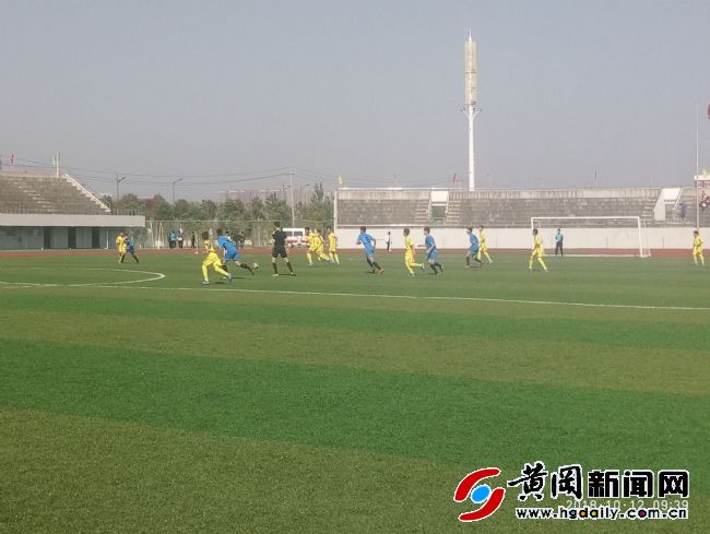 黄冈市中学生校园足球联赛赛况,2019黄冈市第五届中学生足球赛