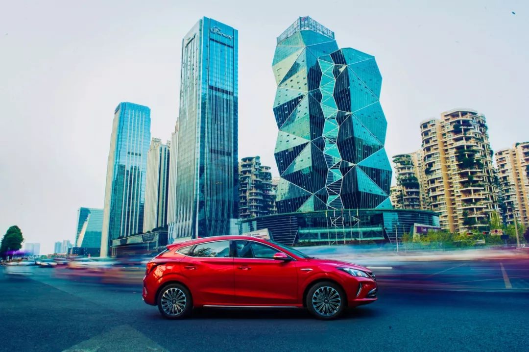 长安第二代逸动xt黑色,2015款长安逸动xt国五和国四区分