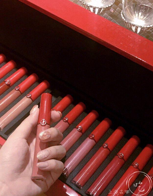 开了23年的黑料界大佬疯了！YSL、TF、Dior大牌口红免费抓！