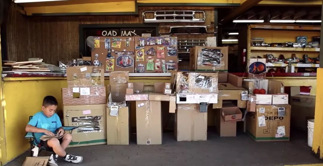 九岁的他用废纸箱建了个游乐场，结果全洛杉矶的人都来了……