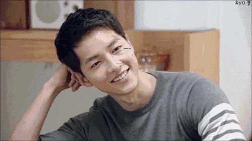 还在用洗面奶洗脸卸妆就out了！用它轻轻一刷，几秒就能深层清洁每个毛孔，感觉黑头都蹦出来了！