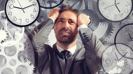 被告打官司“玩程序”拖时间？妨碍诉讼罚款10万！