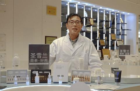 我强烈推荐这款面膜英文,适合黄皮用的美白面膜