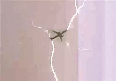 达索猎鹰7X出了什么故障?客机被闪电击中还有救吗?