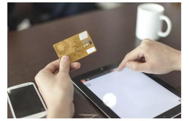 人肉代购的“最后”73天：代购刚有点慌，日韩美妆大牌已经吓趴了！