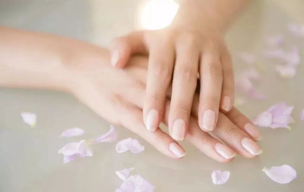 跟秋冬干燥说byebye,和皮肤暗黄粗糙说拜拜