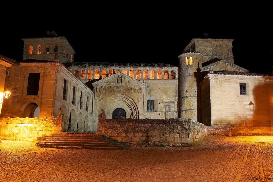 西班牙最美小镇排名,西班牙最美十个小镇