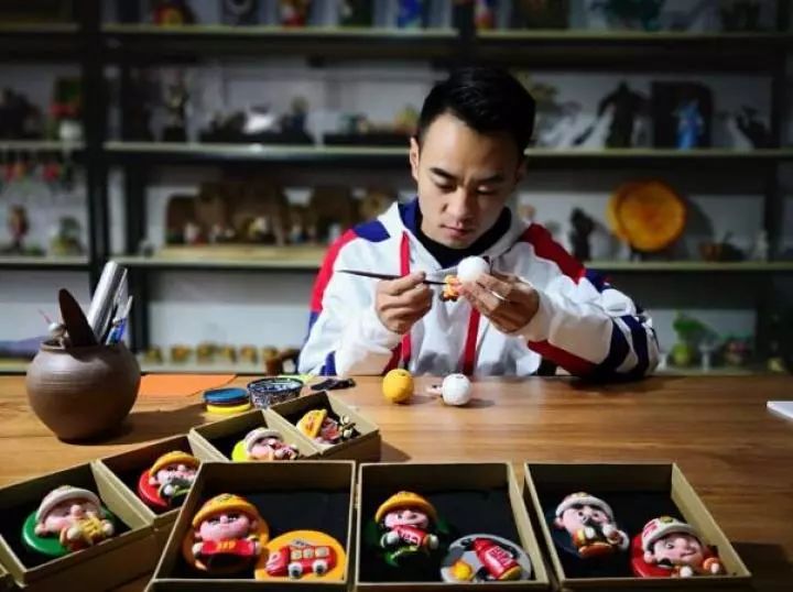 消防员黏土玩偶手工教程,消防小手工