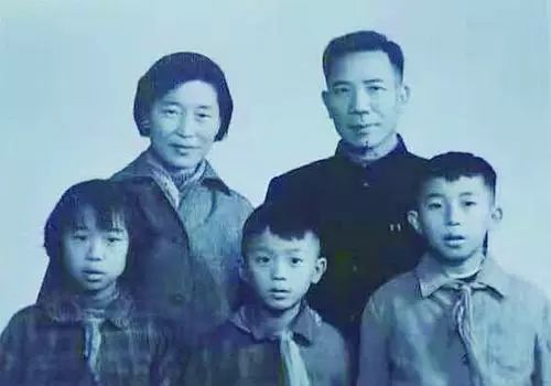 院士回忆高考,王辰院士寄语高考