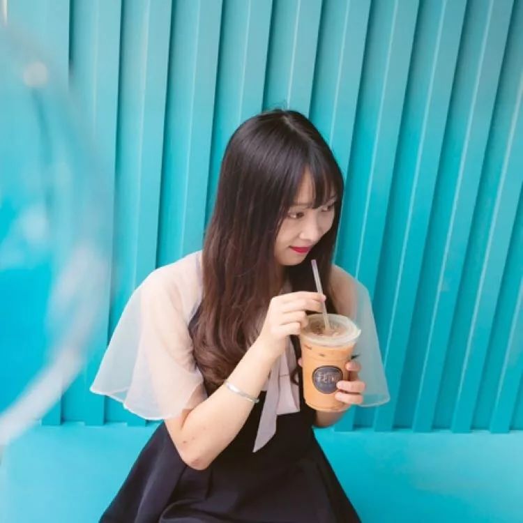 劝不听！南宁一小区业主花园“圈地”养猪，熏坏楼上住户｜下午来切咧