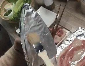 饮水机煮火锅视频,饮水机煮火锅能煮熟吗