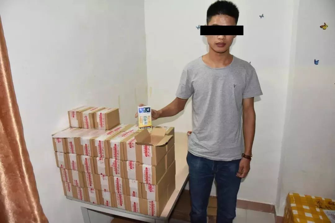 海关查获20亿假鞋,警方查获170万粒假伟哥