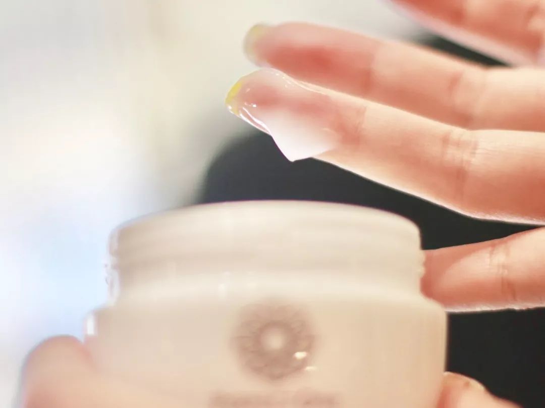 神奇的修护面霜,7ml高效急救面霜