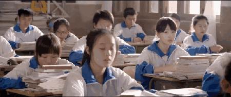 老师贴桌上的座右铭,班主任贴在教室的十条忠告