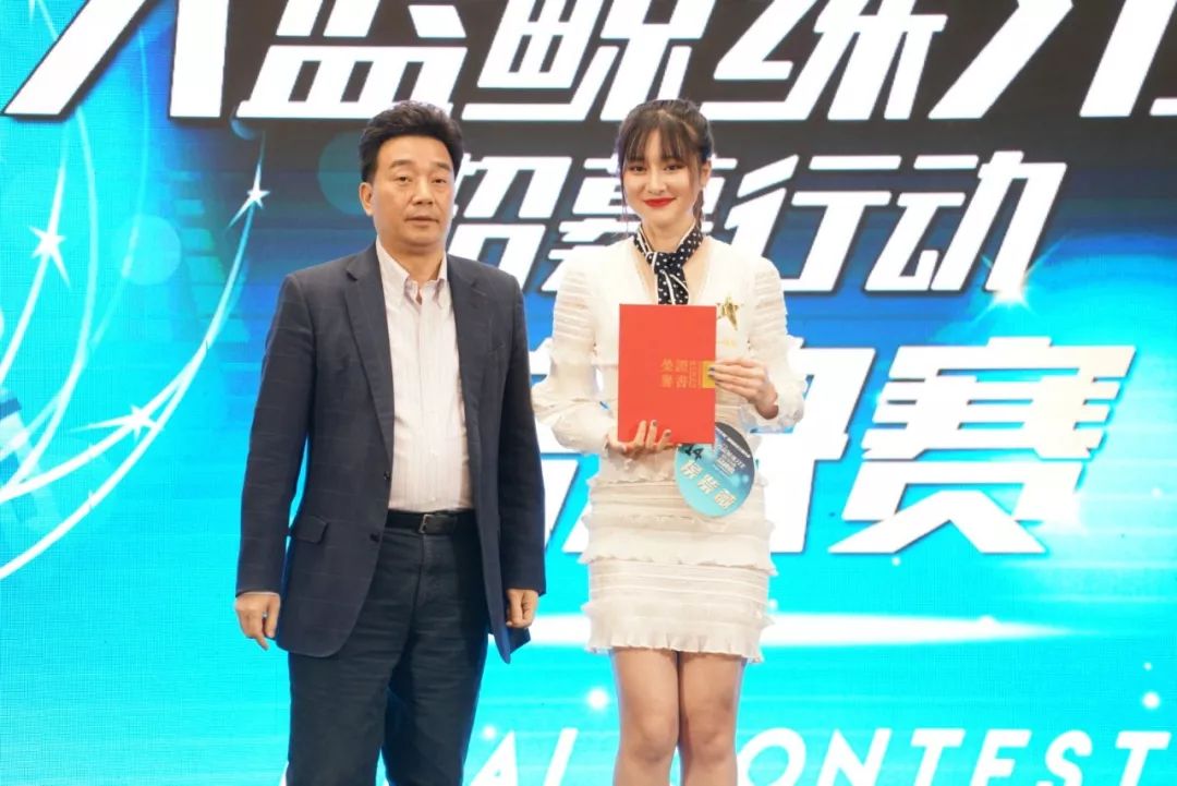 终于等到你央视,终于等到你直播唱歌