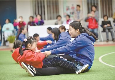 12岁孩子尿毒症父亲后悔痛哭,11岁男孩肾癌患癌晚期