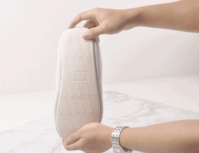 这是一双乳胶棉拖，跳跃在云端之巅的曼妙，穿上3秒就暖脚！