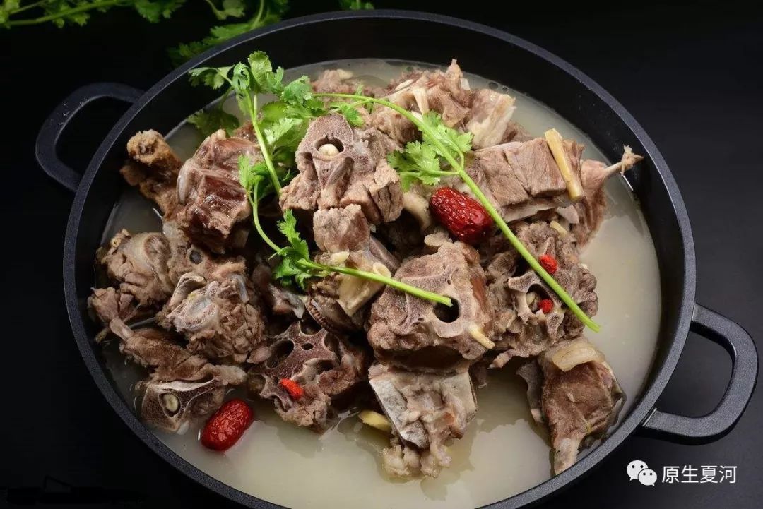 冬天吃什么暖身体不冰凉,入冬后手脚冰凉人多喝这个汤