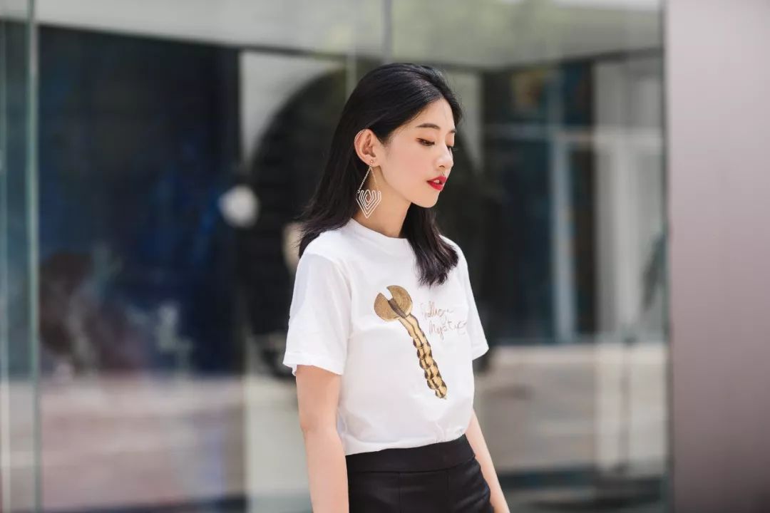 便宜又百搭的配饰有哪些,时髦又平价的服装配饰推荐