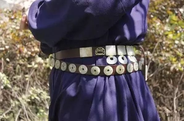 传家宝传玉不传金是什么意思,祖先留下传家宝到底应不应该上交