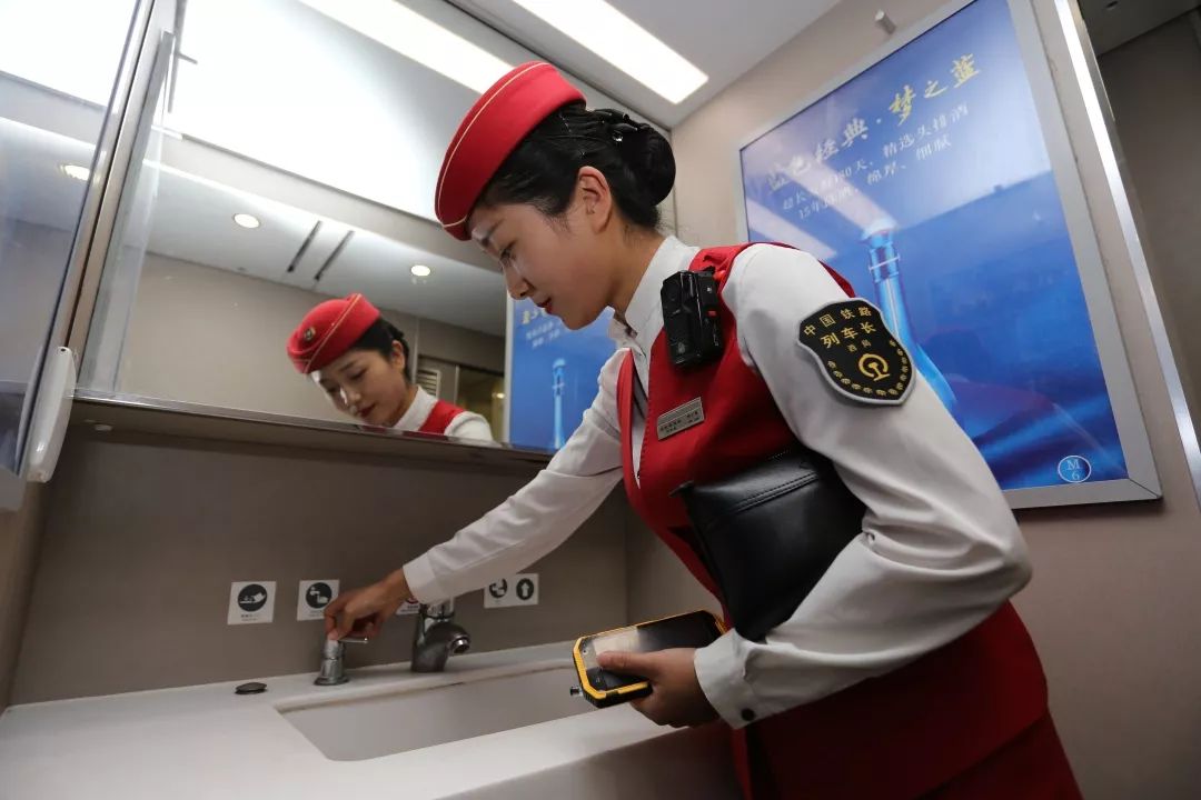 方便来聊聊火车上“方便”那点儿事么？