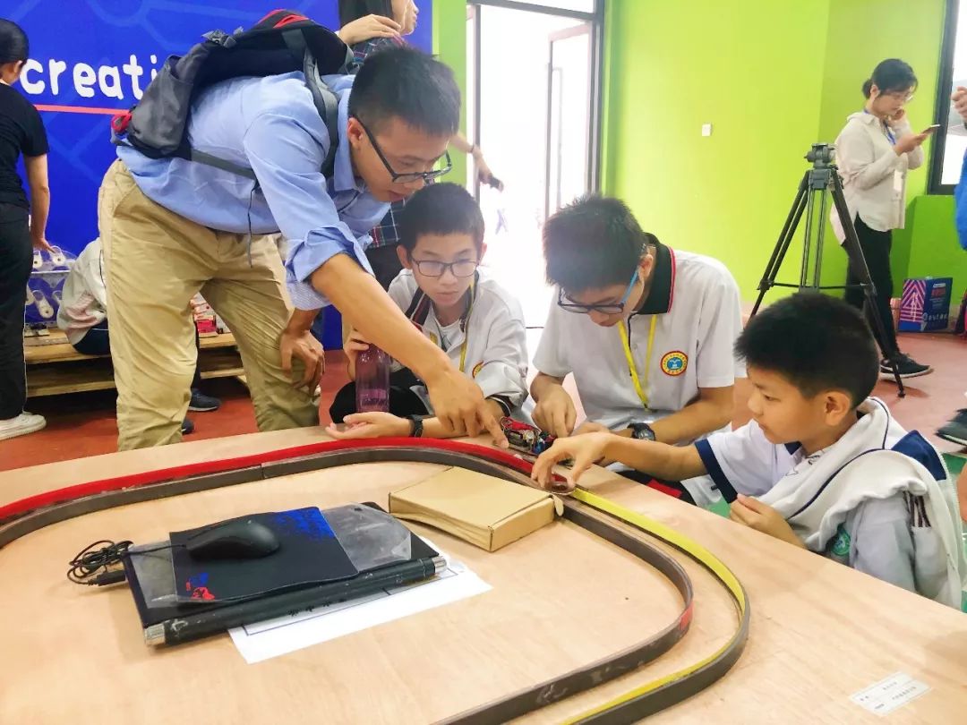太有创意了！直击里水青少年科技节，学生“脑洞”好盏鬼！