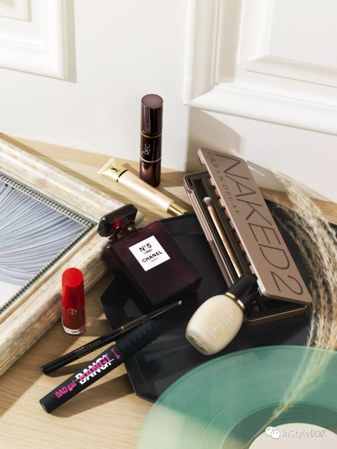 47、44、39;她们是同龄人中的叛徒