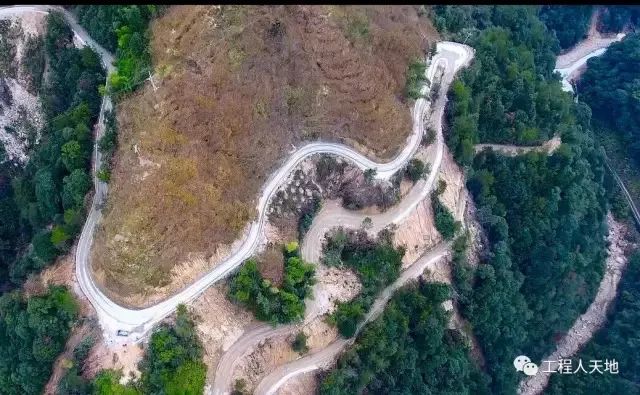 川藏铁路将在2030年年底建成通车,川藏铁路值得修建吗