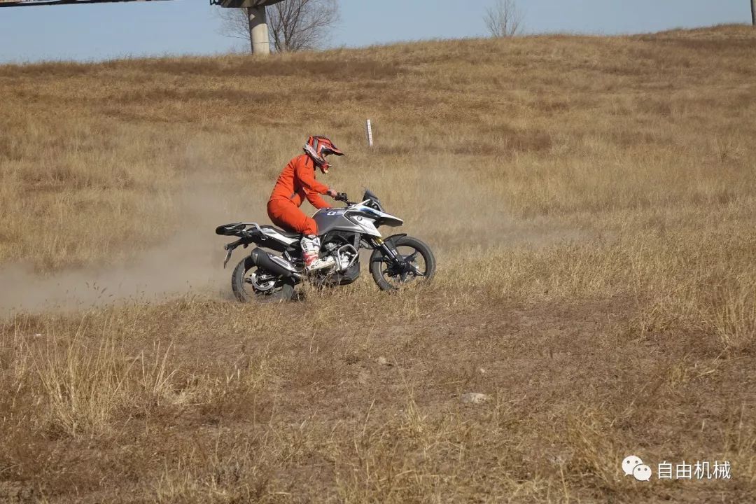 宝马gs最便宜多少钱,最便宜宝马g310gs摩托车