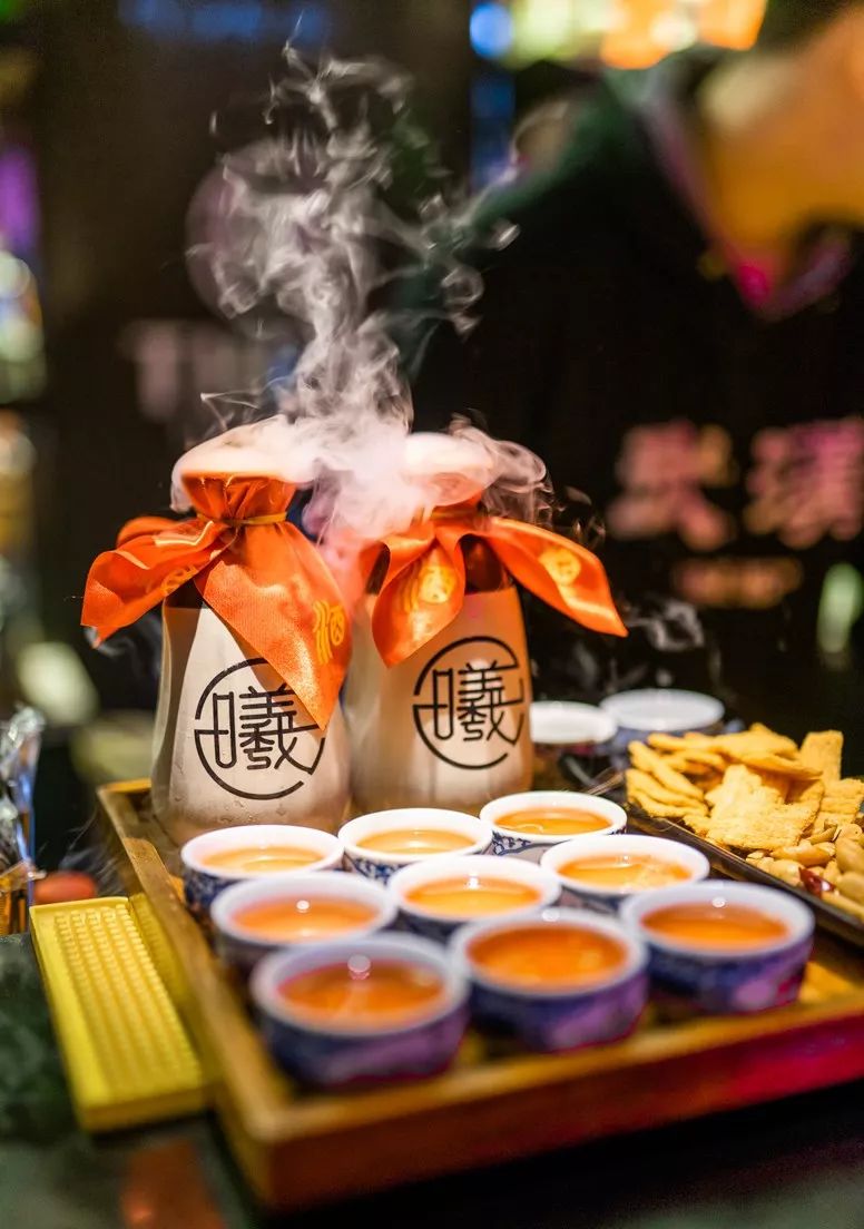 小雪节气外出,小雪节气酒到店