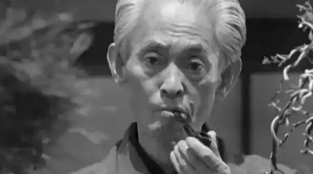 生而为人我很抱歉的日语,太宰治为什么说生而为人我很抱歉