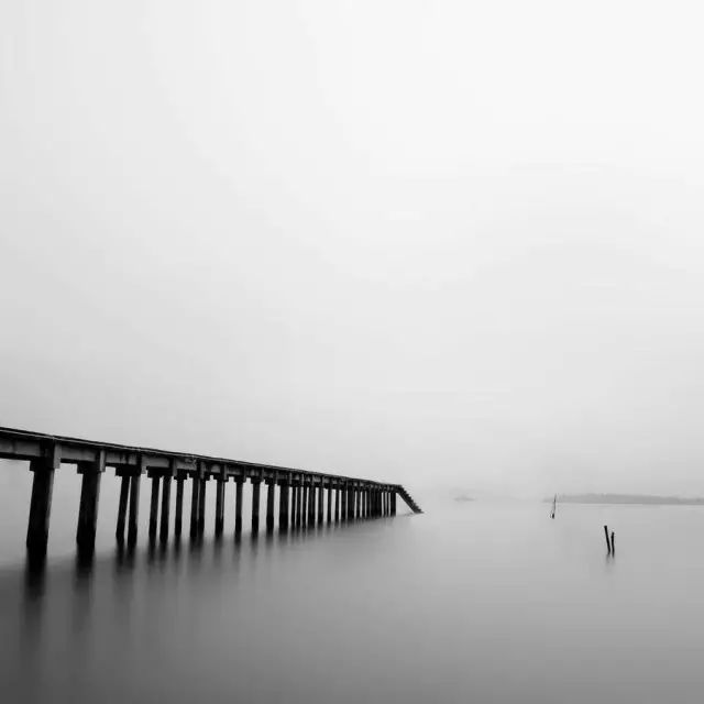 太宰治为什么觉得生而为人很抱歉,太宰治哪怕丧到极致也热爱着世界