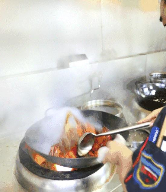 鍐槾鍔熸嘲寮忓皬榫欒櫨,闆嗘笖鍐槾鍔熷皬榫欒櫨鑷姪