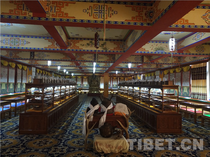 妙手仁心医德高尚,妙手仁心求真至善