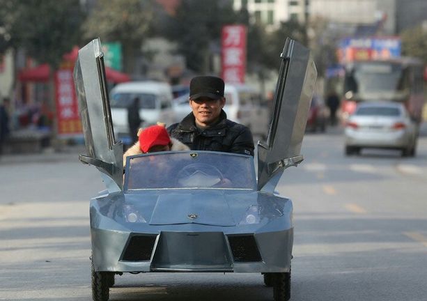 中国大爷深藏不露的视频,大爷无处安放的退休金