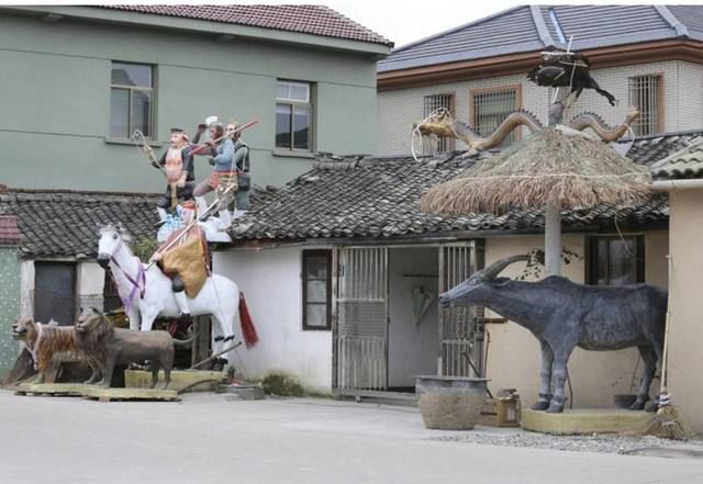 中国大爷深藏不露的视频,大爷无处安放的退休金