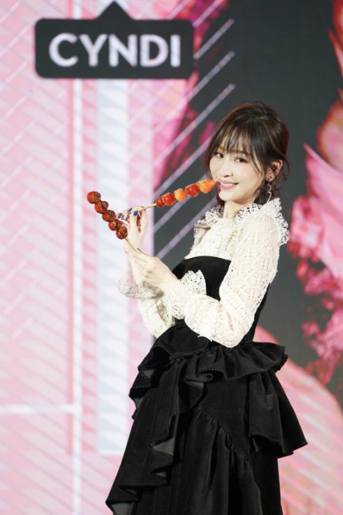 王心凌在京举办全新专辑《CYNDILOVES2SING爱。心凌》媒体见面会