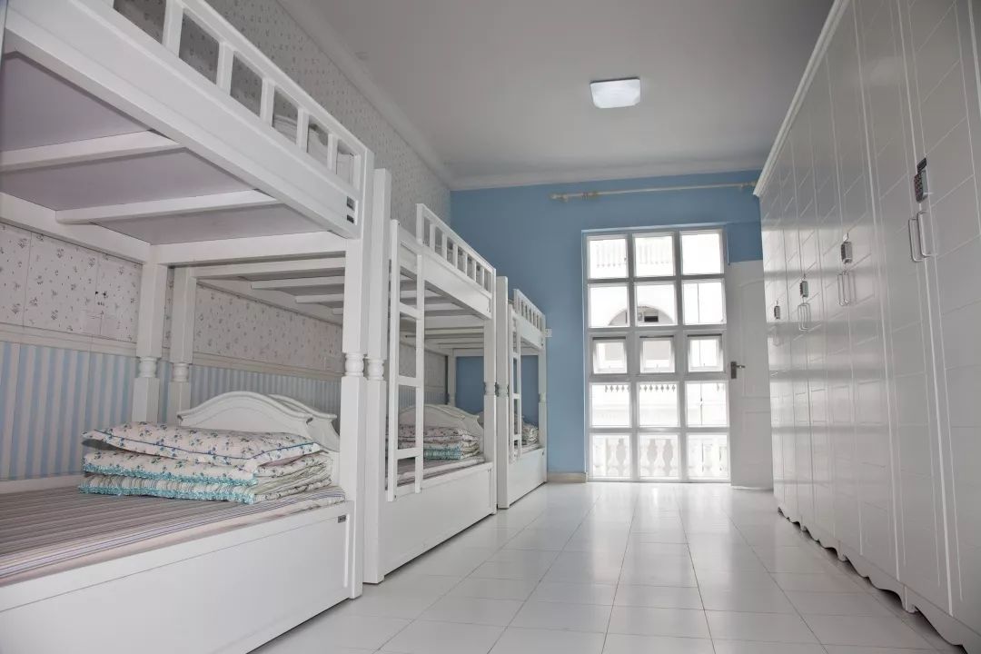 哪里有专业的瑜伽学校,国内最大瑜伽培训学院