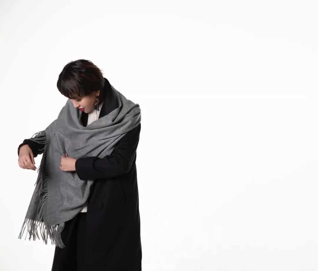 阿尔巴斯山羊绒围巾,阿尔卑斯山羊绒围巾