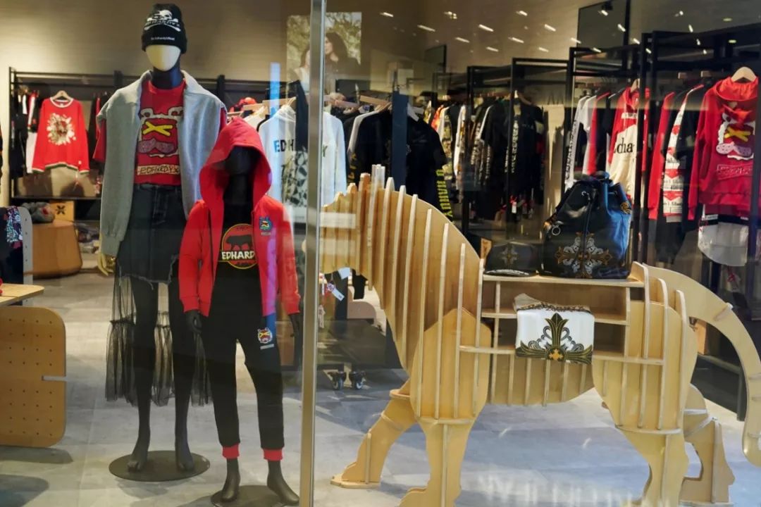 民盈国贸城相馆,民盈国贸城盛大开业