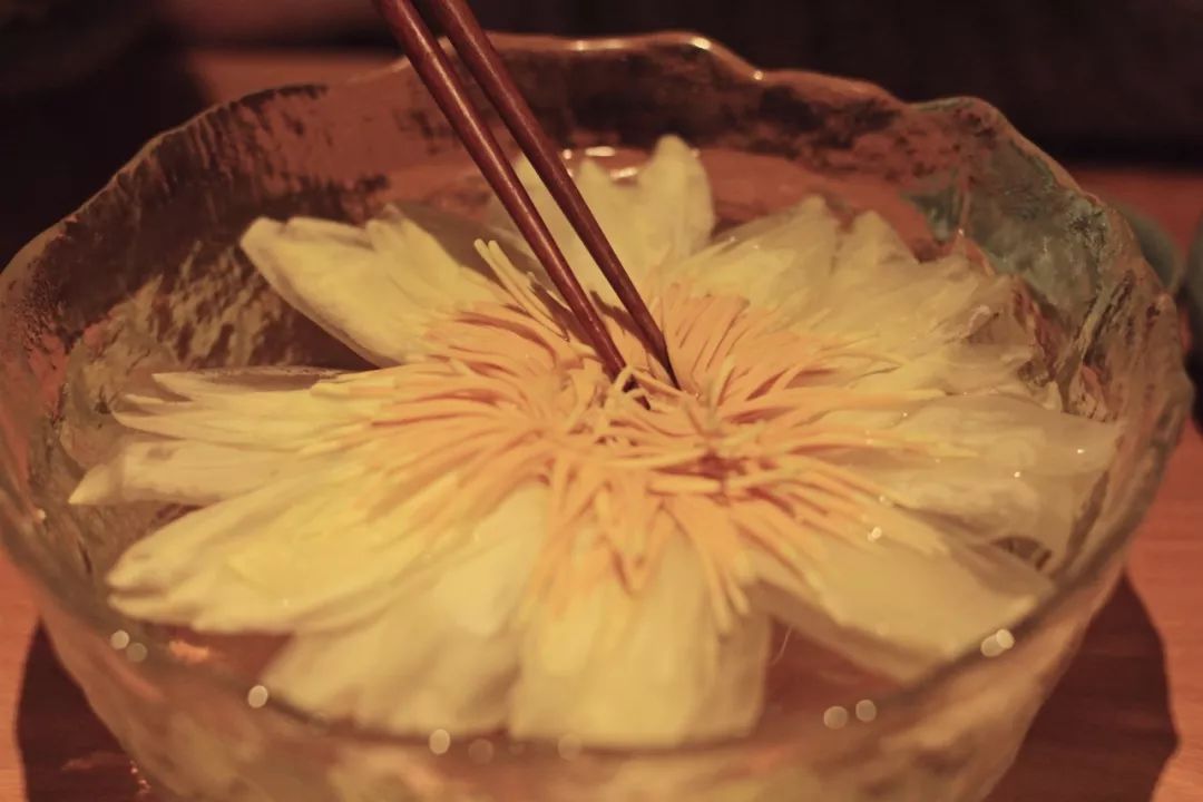 闲时赏花听歌静时看书喝茶,一处悠闲安静的好去处