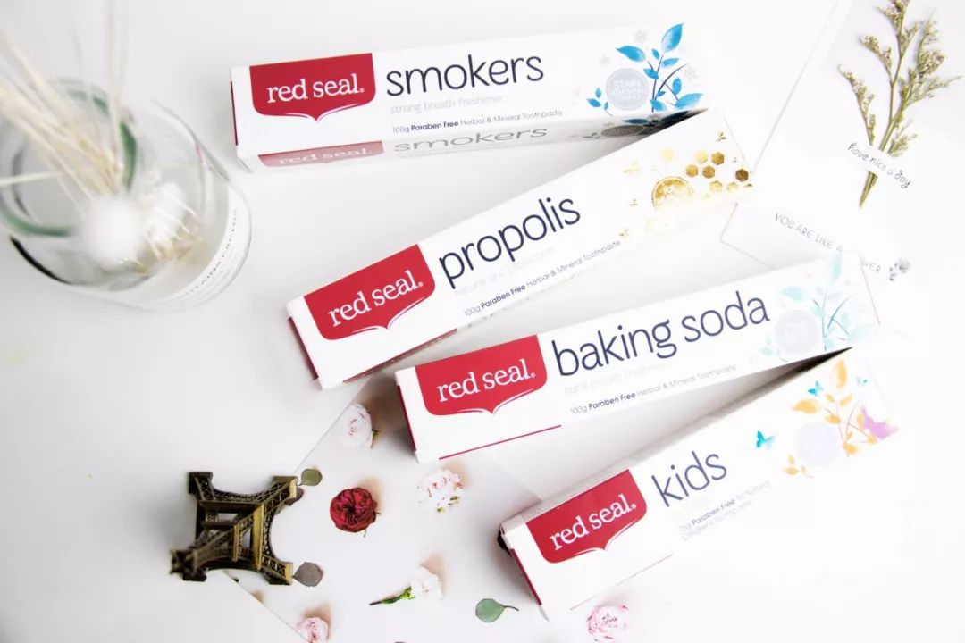 花了1300元做了一个牙冠,花了两万块钱做的牙齿