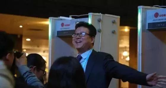 你穿什么样的羽绒服,你穿什么鞋暴露了你的性格