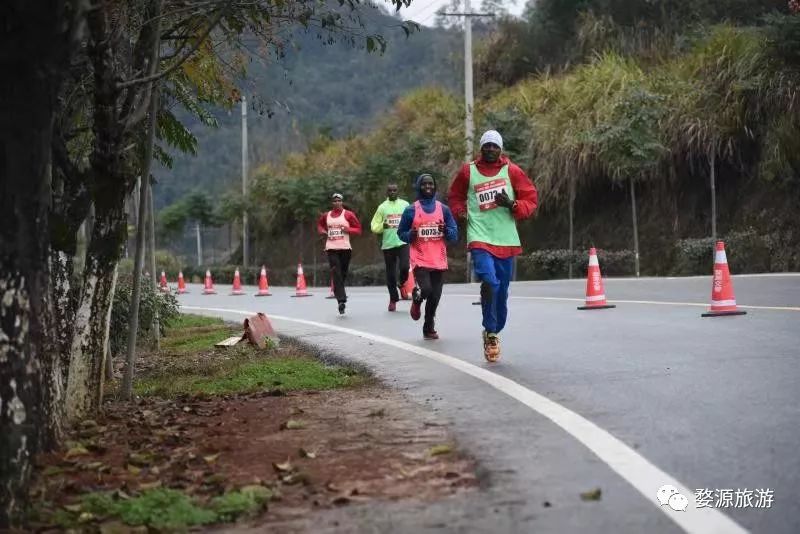 鍚勮矾鑻遍泟濂芥眽榻愯仛浜庢鐗囨,鍚勮矾鑻遍泟濂芥眽榻愯仛鍦ㄦ