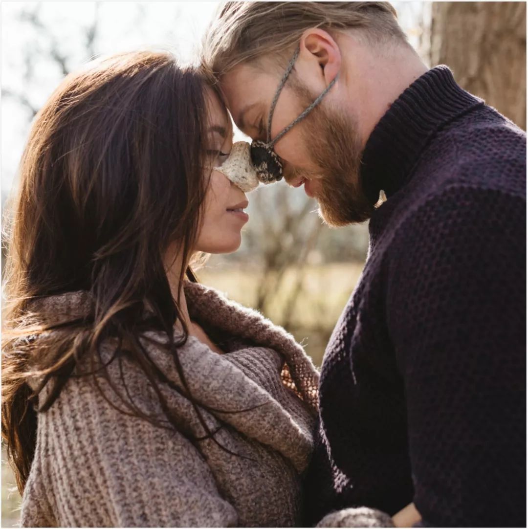 ugg绒绒包,ugg出过透明雪地靴吗