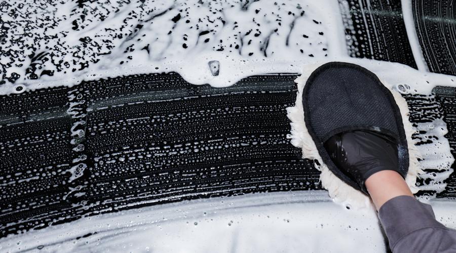 雪季行车注意事项,大雪天气行车安全注意事项