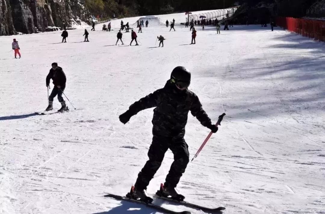 武汉欢乐谷夜场票可以玩几个项目,武汉欢乐谷灯光节早鸟票