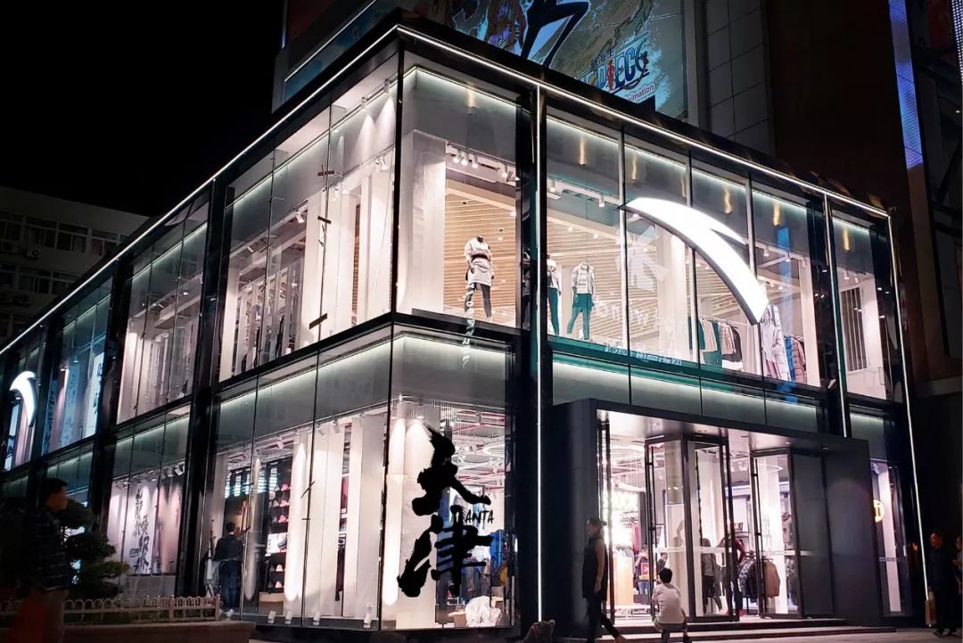 始祖鸟为什么接受安踏的并购,始祖鸟被安踏全资控股