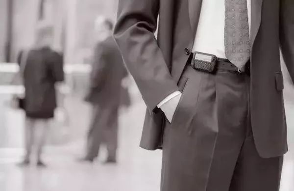 时代通讯大哥大手机,大哥大通讯设备退化史