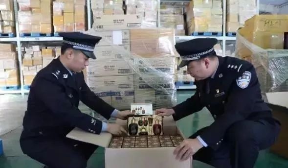 12.16日｜新早读来了！史诗级渣男？男子一天撩75个女生与女友闺蜜表姐约会被当场抓住